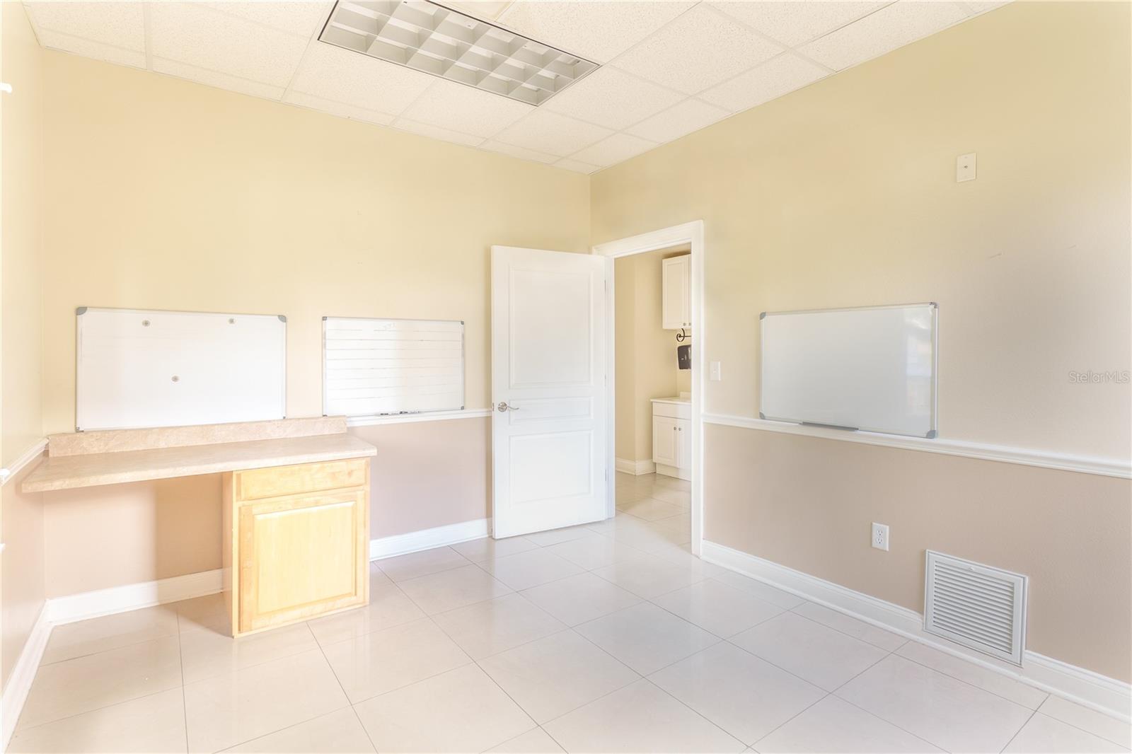 1779 S KINGS AVE, BRANDON, FL, 33511