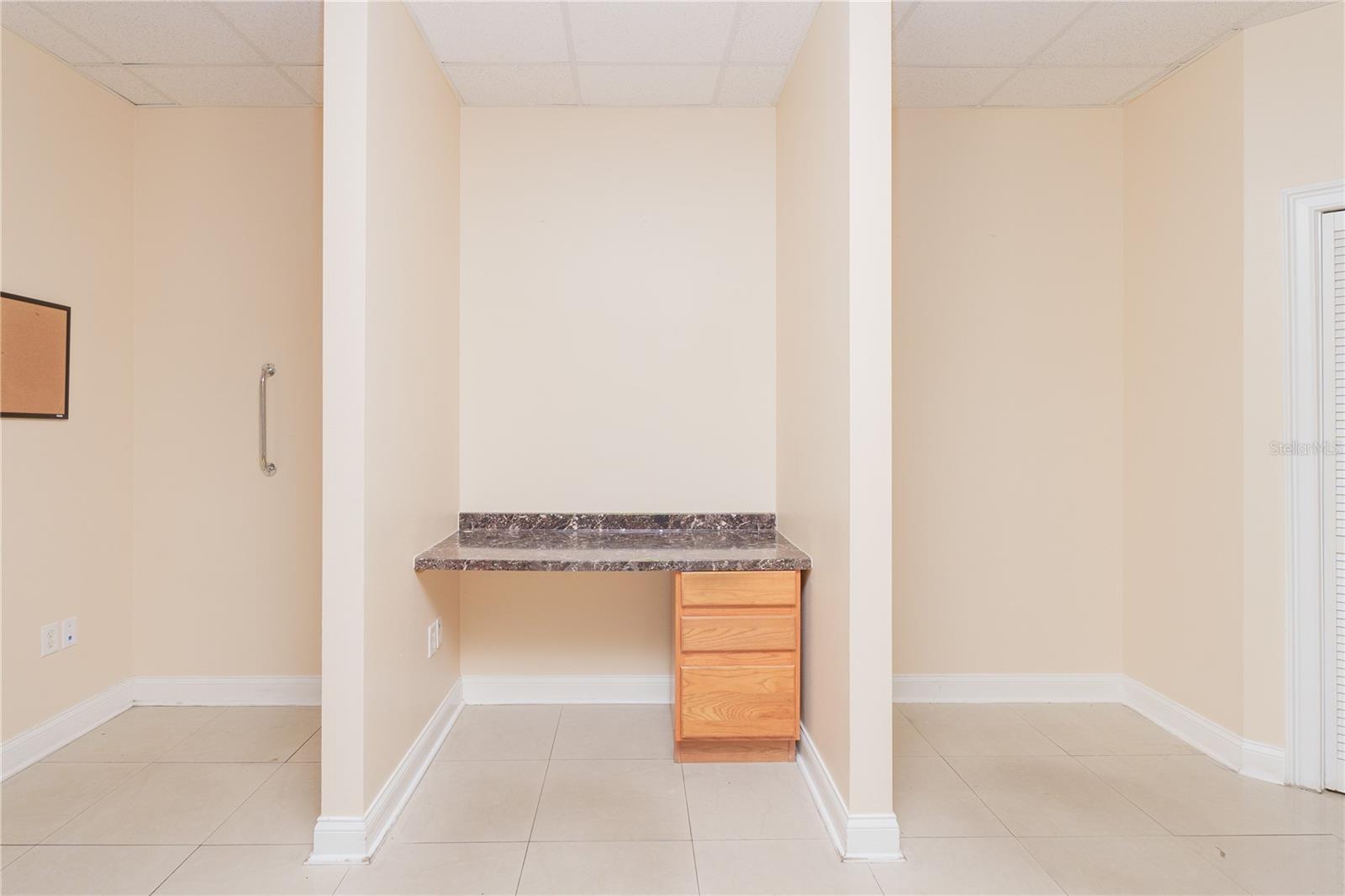 1779 S KINGS AVE, BRANDON, FL, 33511