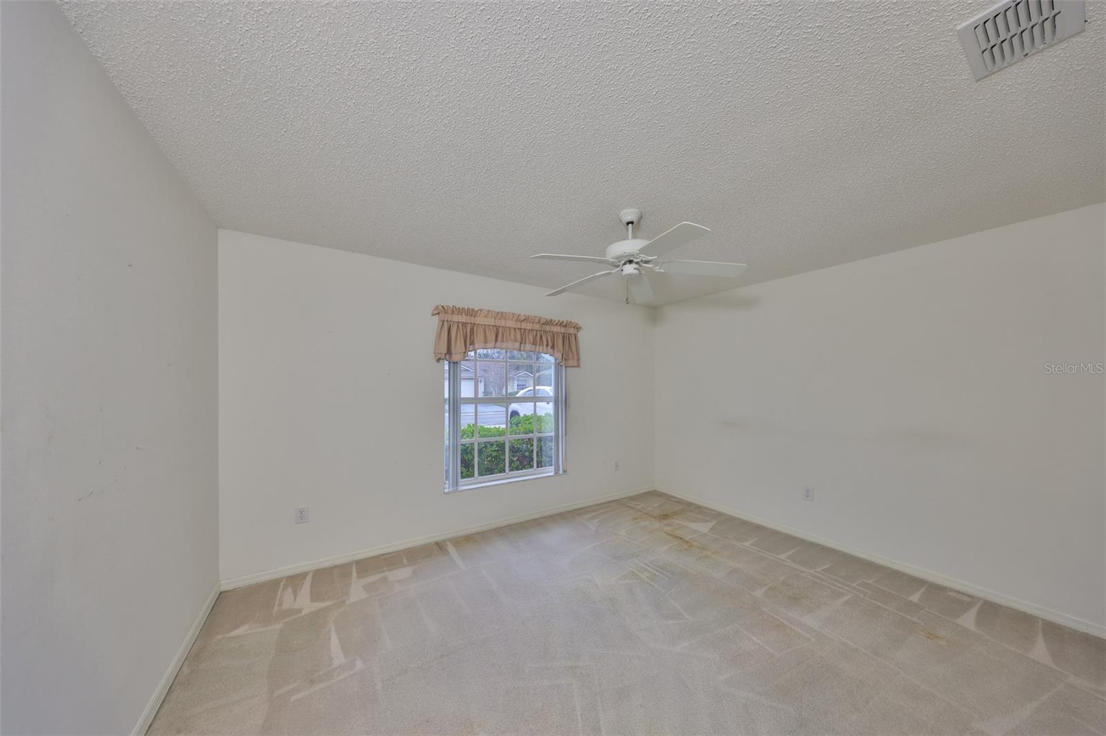2008 GARDENIA LANDINGS LN, SUN CITY CENTER, FL, 33573