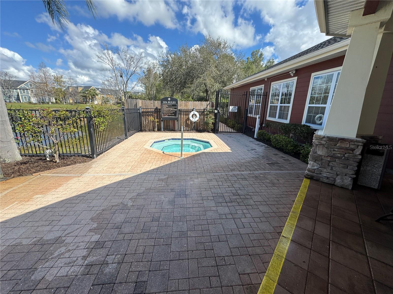 5560 ROSEHILL RD #105, SARASOTA, FL, 34233