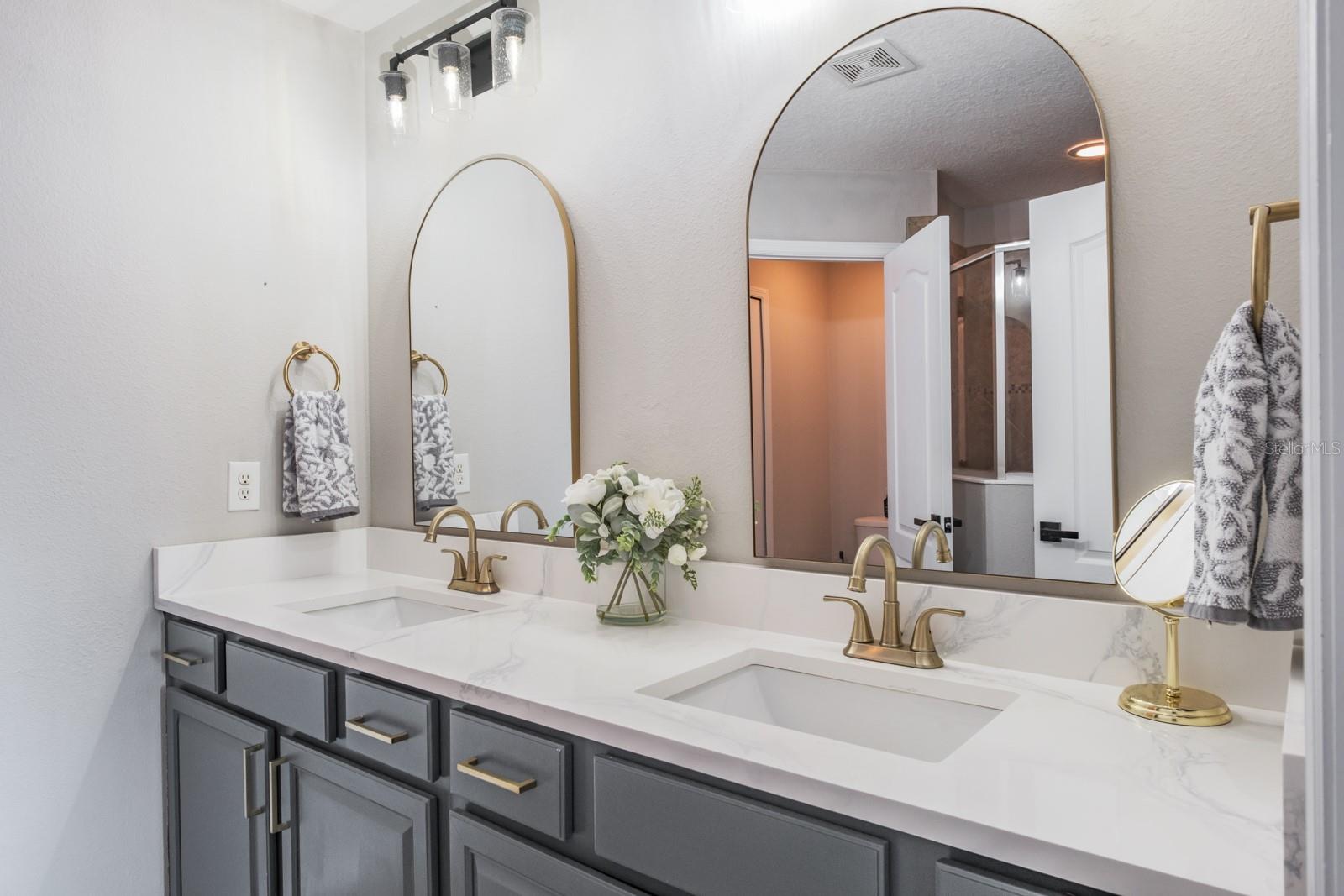 10249 VILLA PALAZZO CT, TAMPA, FL, 33615