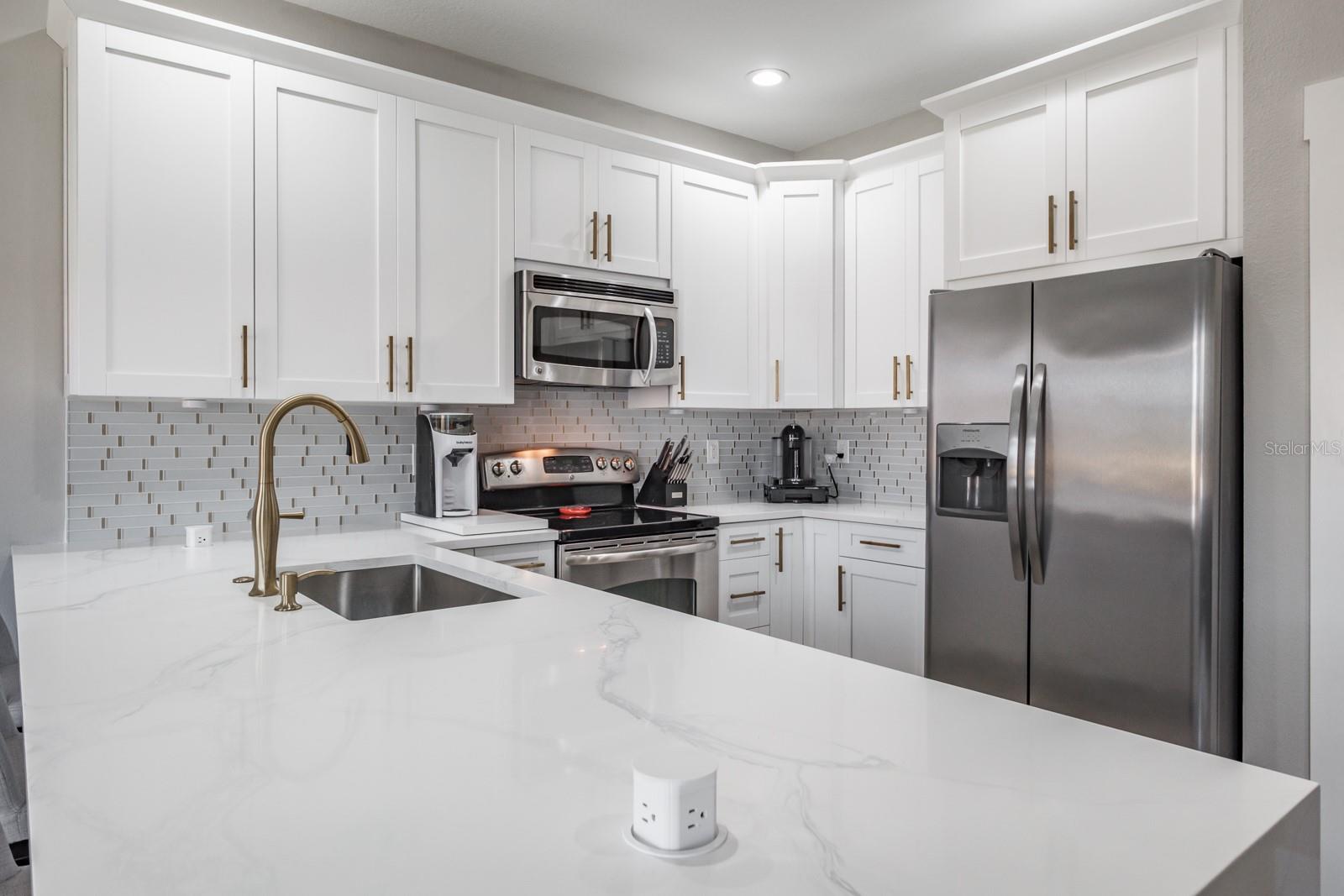 10249 VILLA PALAZZO CT, TAMPA, FL, 33615