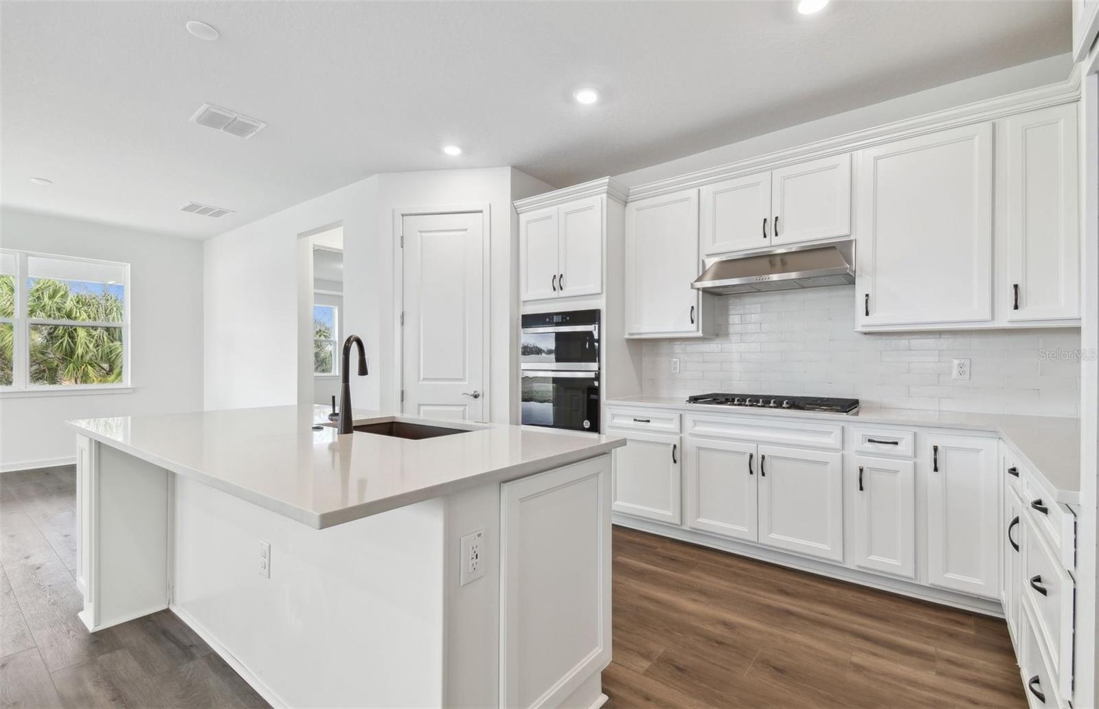 37252 CLINCH CIR, ZEPHYRHILLS, FL, 33540