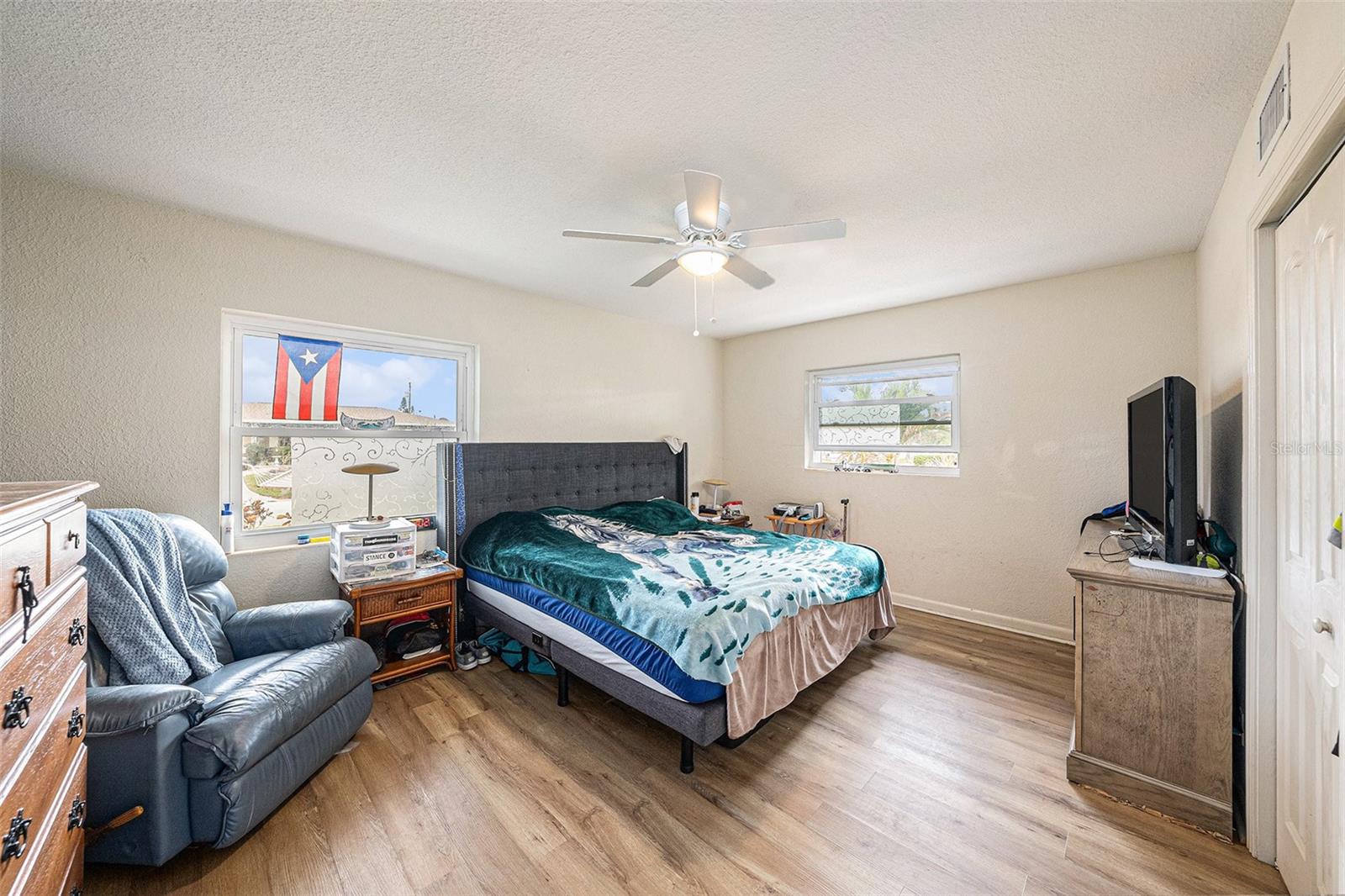 908 WOODLEY RD, CLEARWATER, FL, 33764