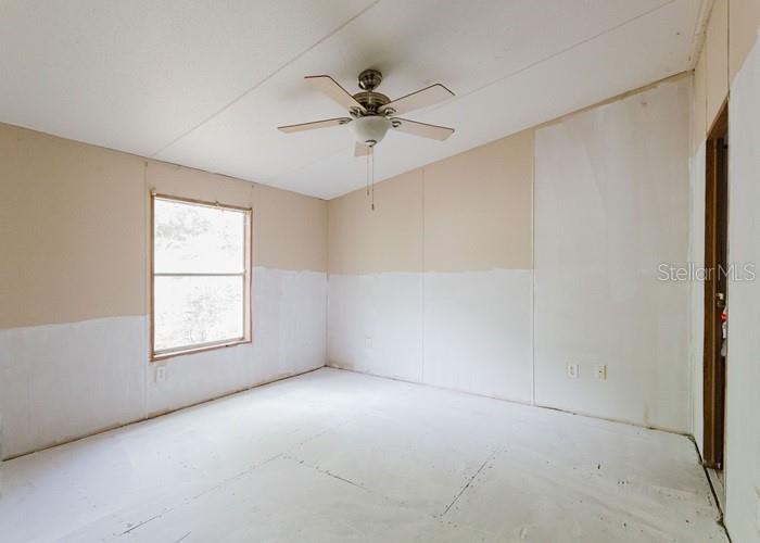 O6284916 Property Photo