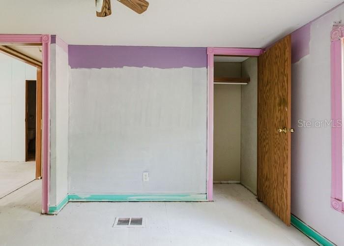 O6284916 Property Photo