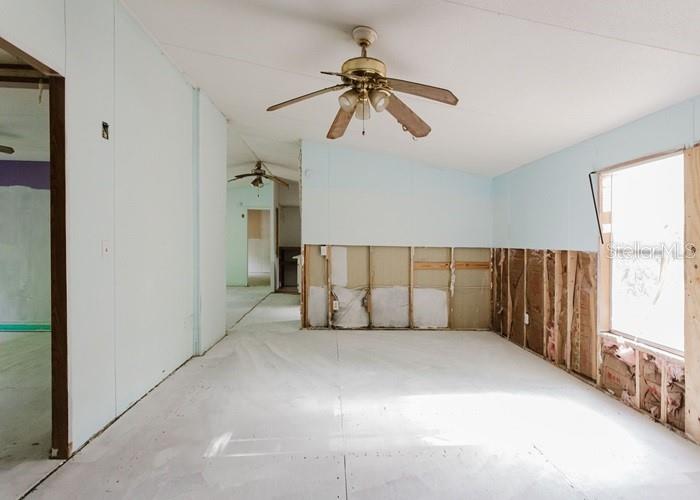 O6284916 Property Photo