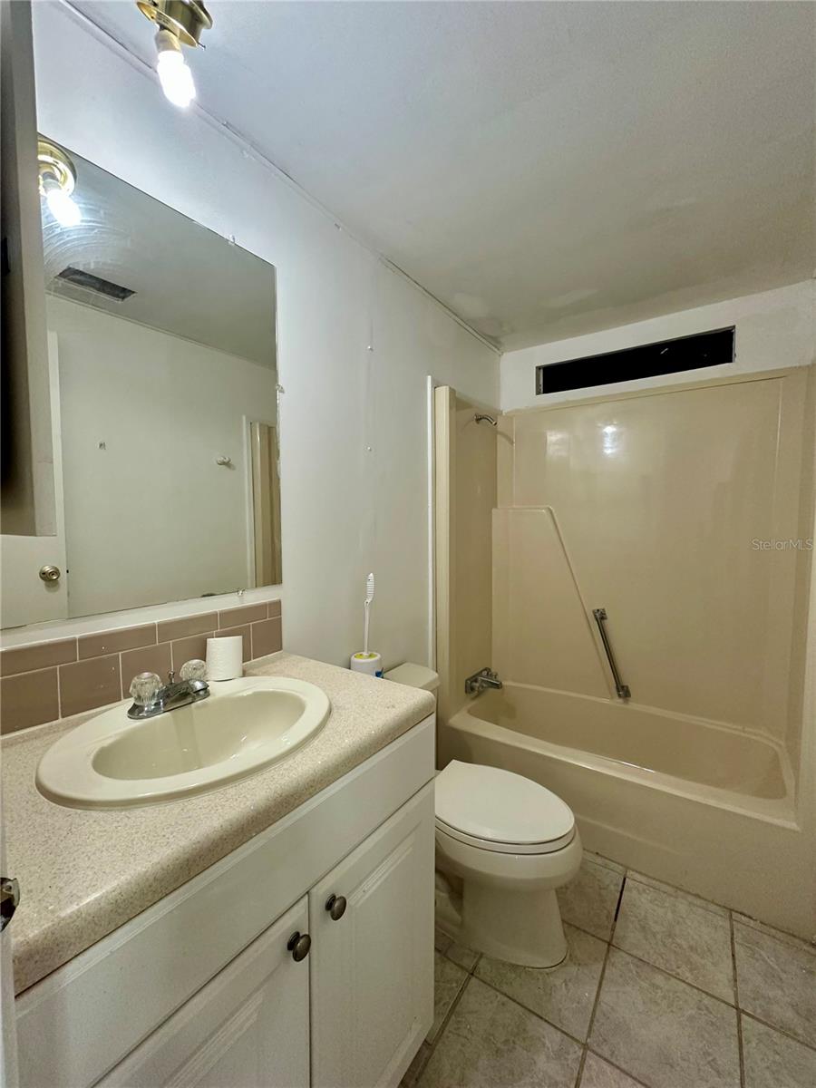 22 CANAL CT, LAKE PANASOFFKEE, FL, 33538