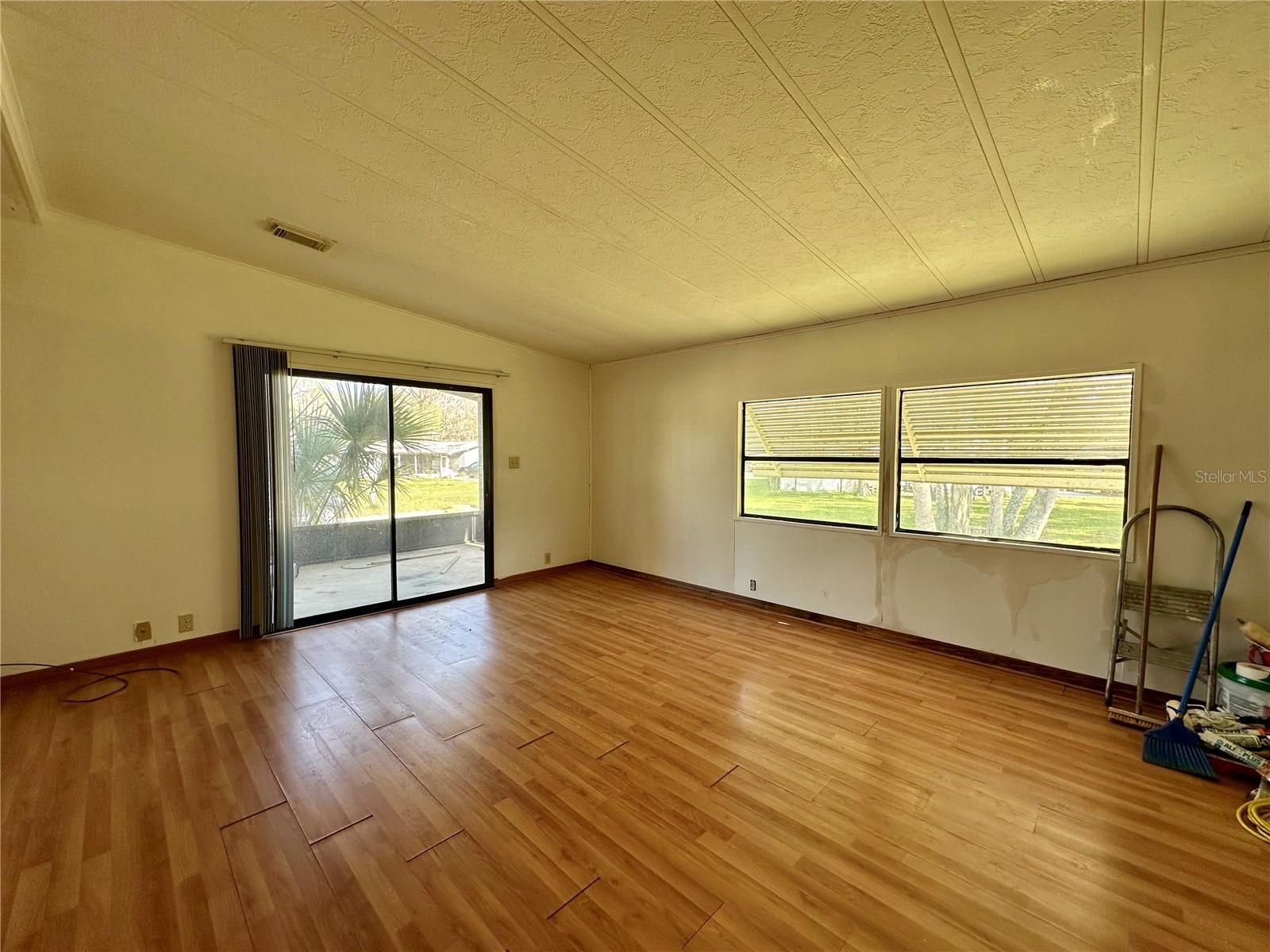 22 CANAL CT, LAKE PANASOFFKEE, FL, 33538