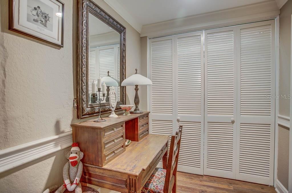 O6284922 Property Photo