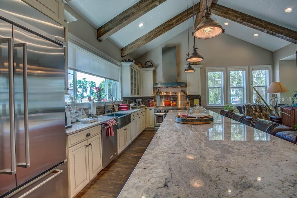 O6284922 Property Photo