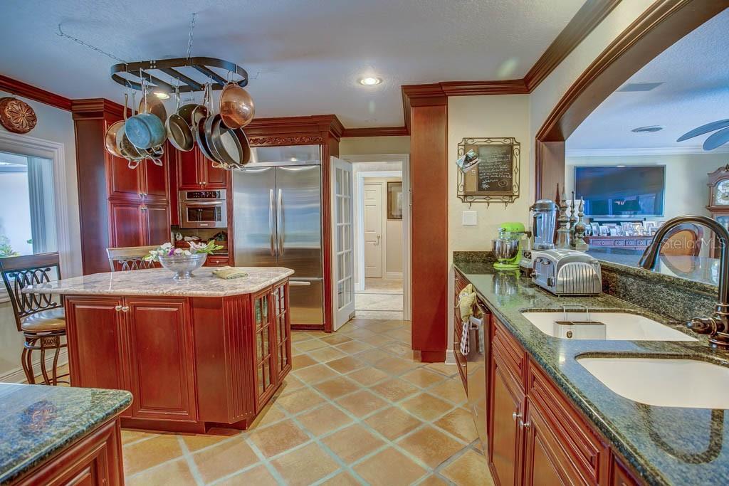 O6284922 Property Photo