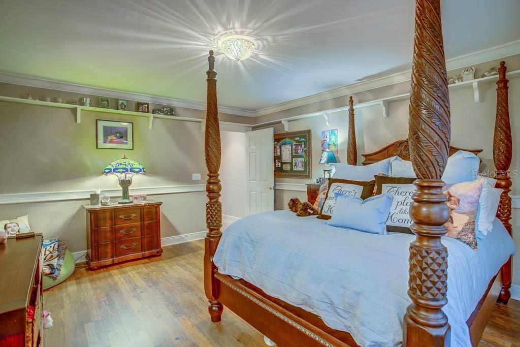 O6284922 Property Photo