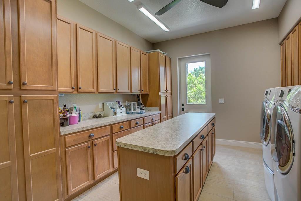 O6284922 Property Photo