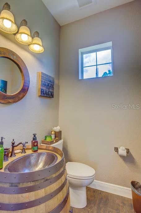 O6284922 Property Photo