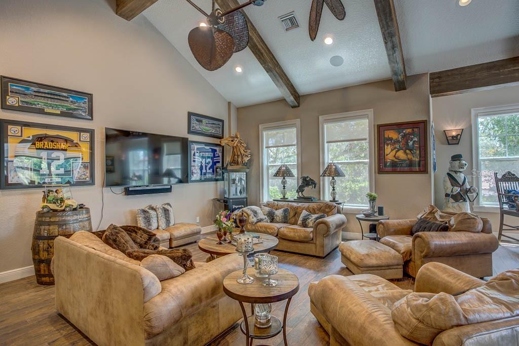 O6284922 Property Photo