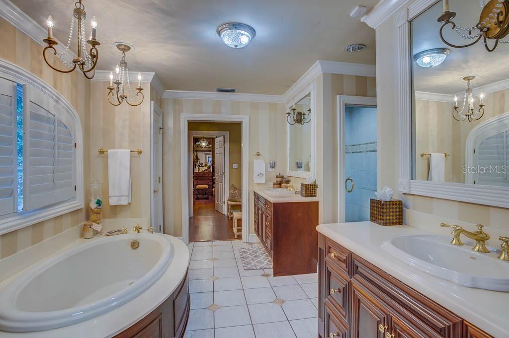 O6284922 Property Photo