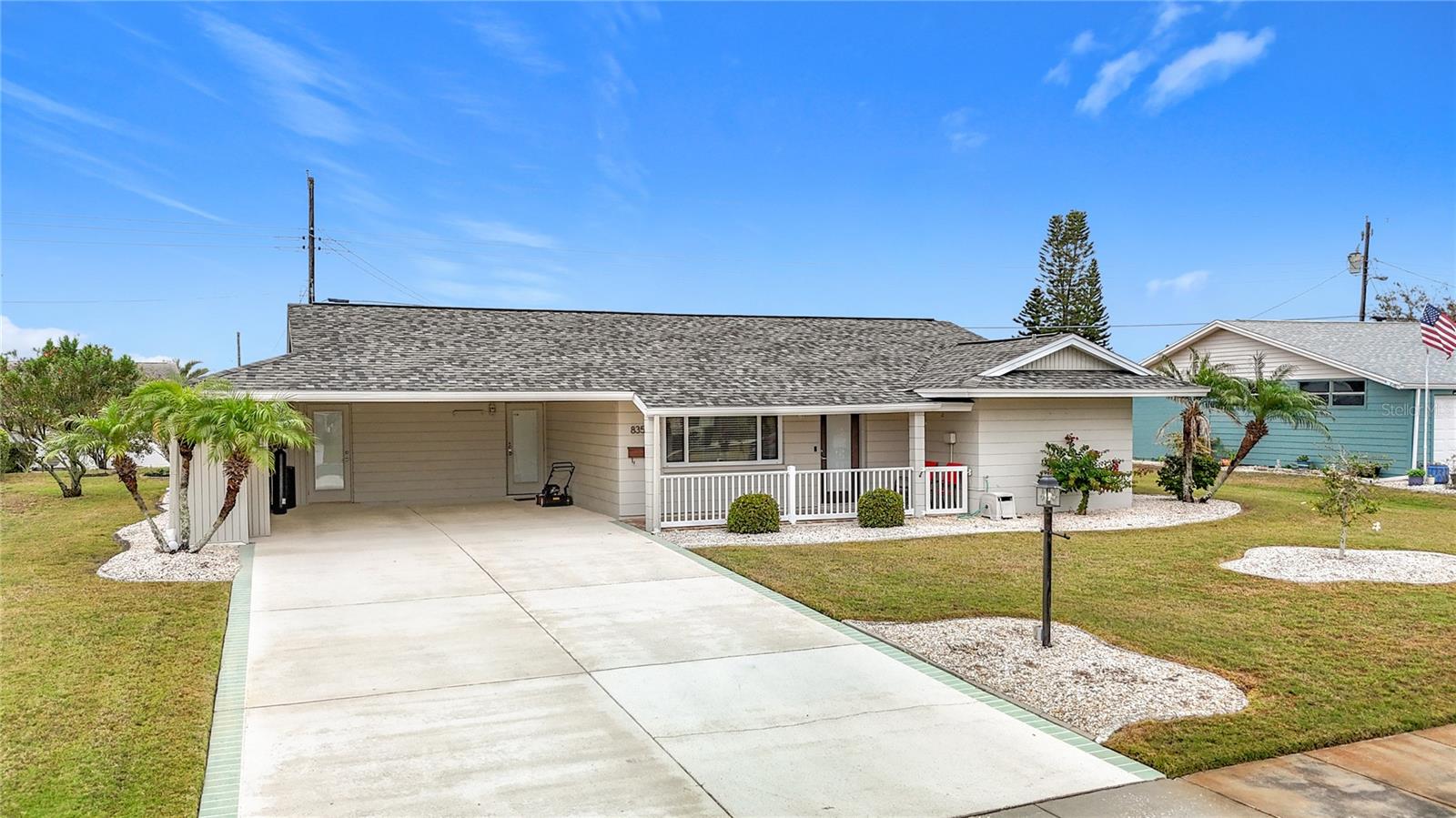 835 OAKMONT AVE, SUN CITY CENTER, FL, 33573