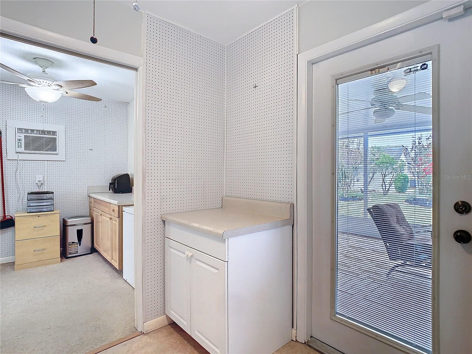 835 OAKMONT AVE, SUN CITY CENTER, FL, 33573