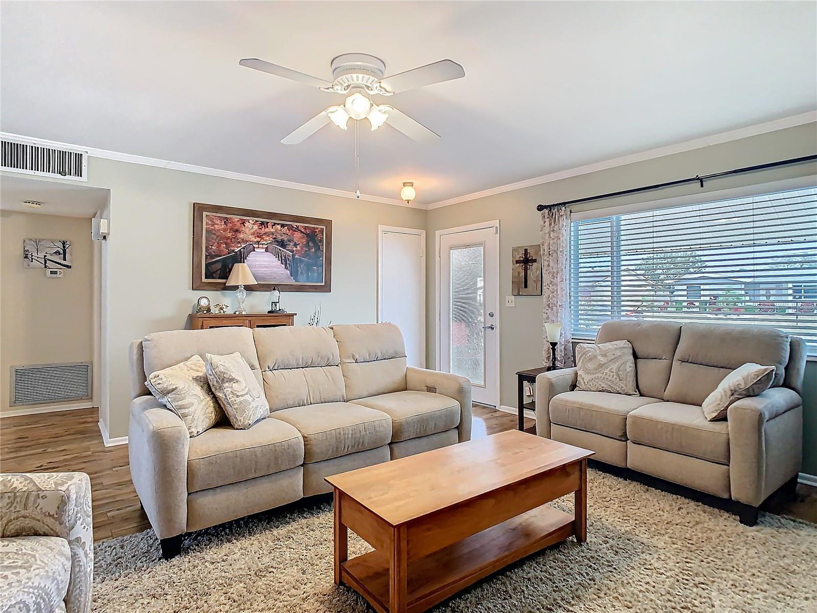 835 OAKMONT AVE, SUN CITY CENTER, FL, 33573