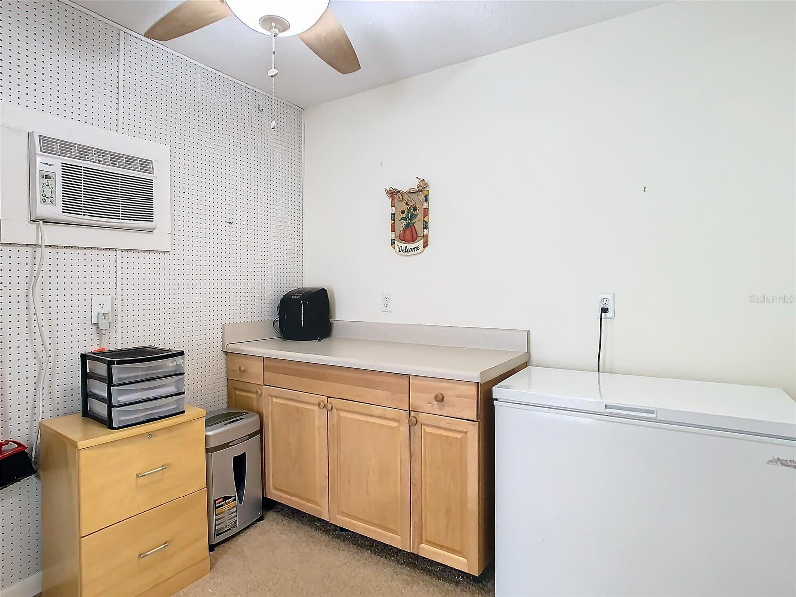 835 OAKMONT AVE, SUN CITY CENTER, FL, 33573