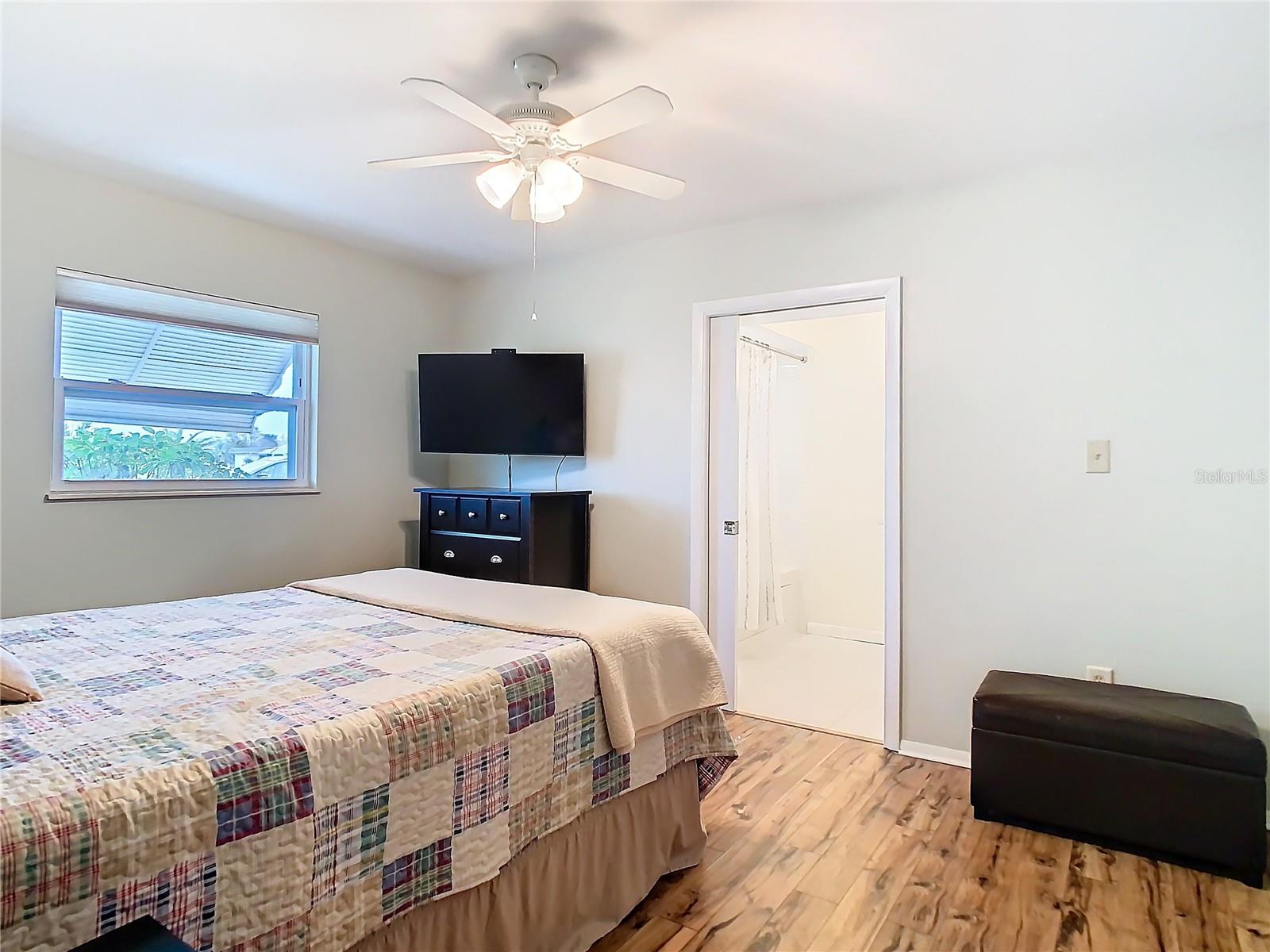 835 OAKMONT AVE, SUN CITY CENTER, FL, 33573