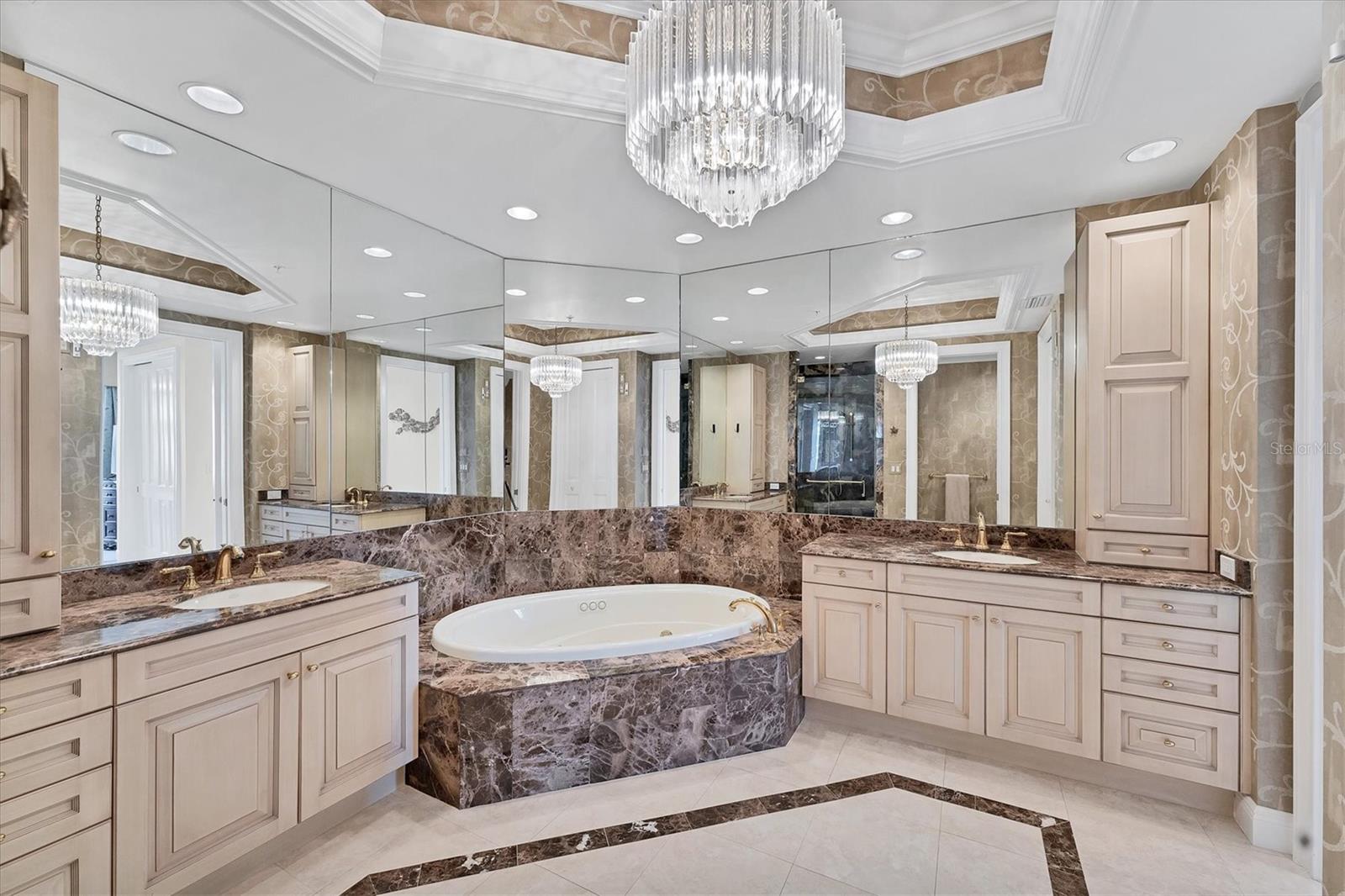 1300 BENJAMIN FRANKLIN DR #304, SARASOTA, FL, 34236