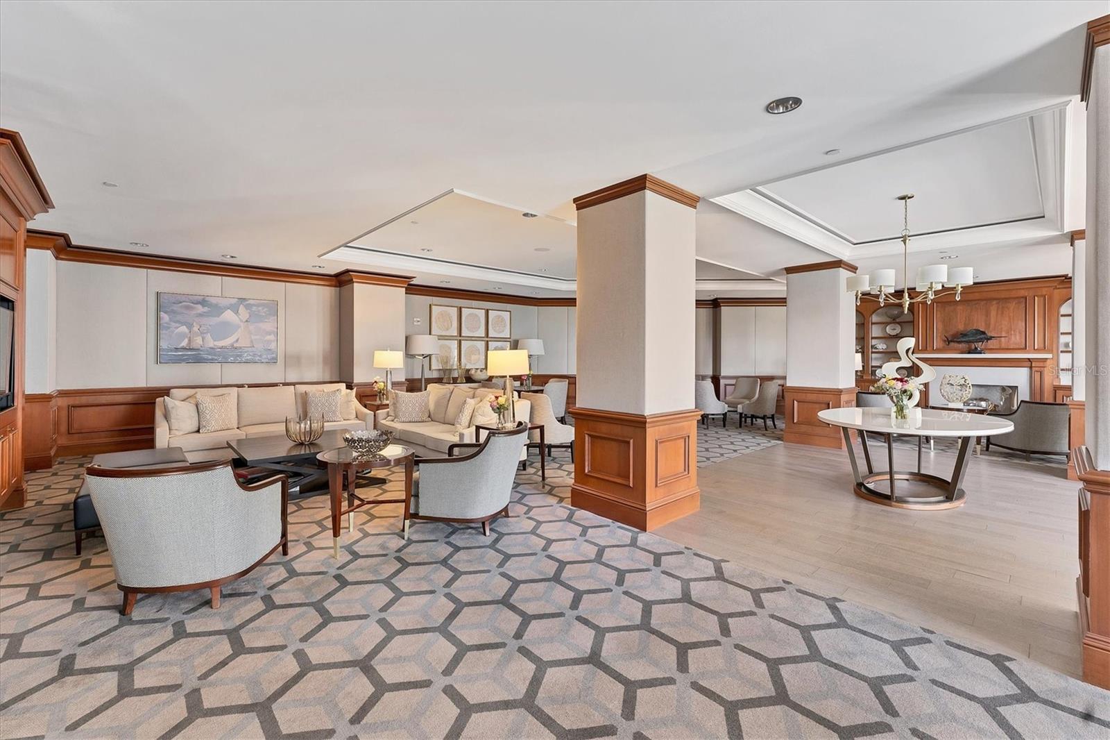 1300 BENJAMIN FRANKLIN DR #304, SARASOTA, FL, 34236