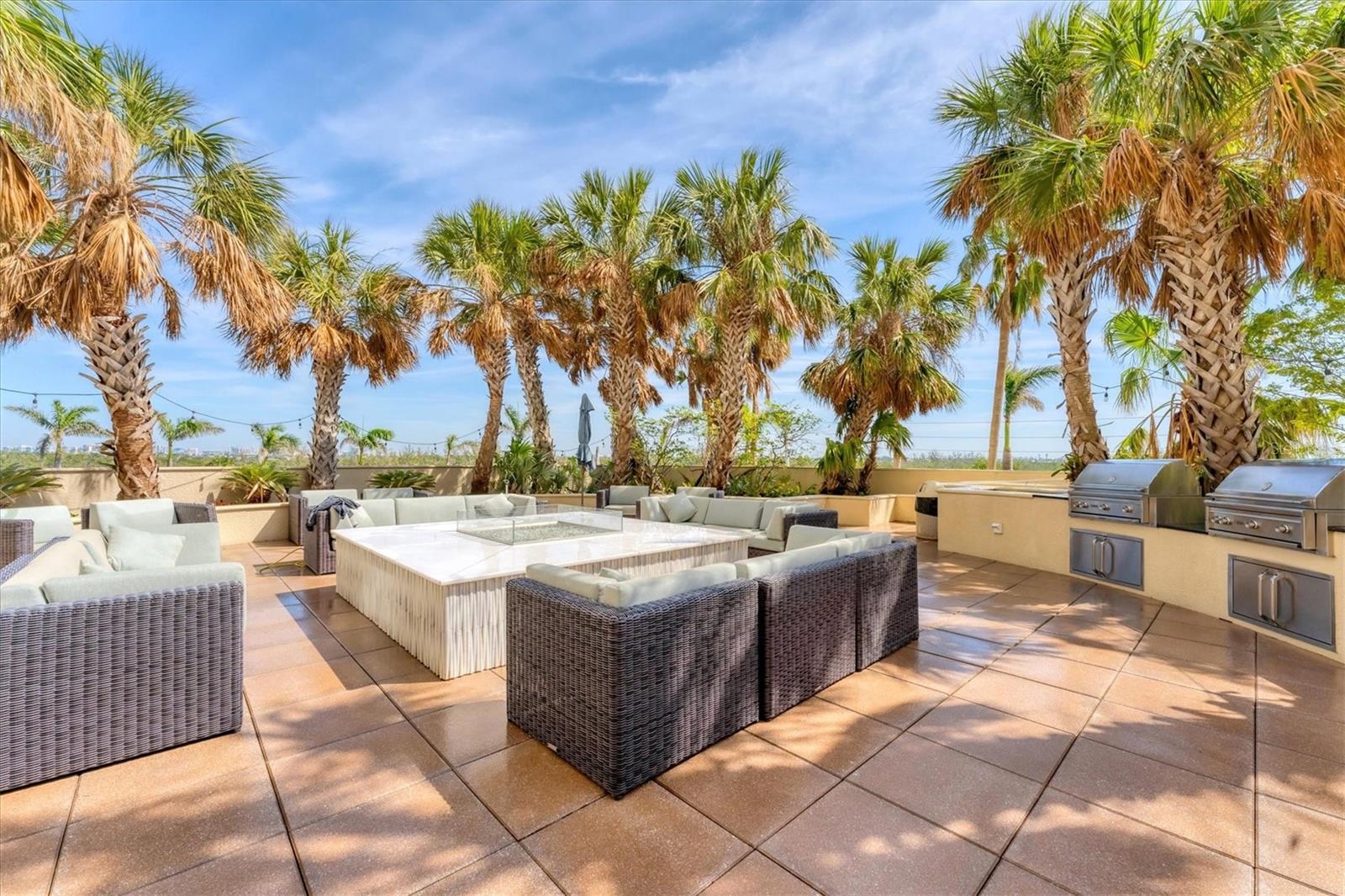 1300 BENJAMIN FRANKLIN DR #304, SARASOTA, FL, 34236