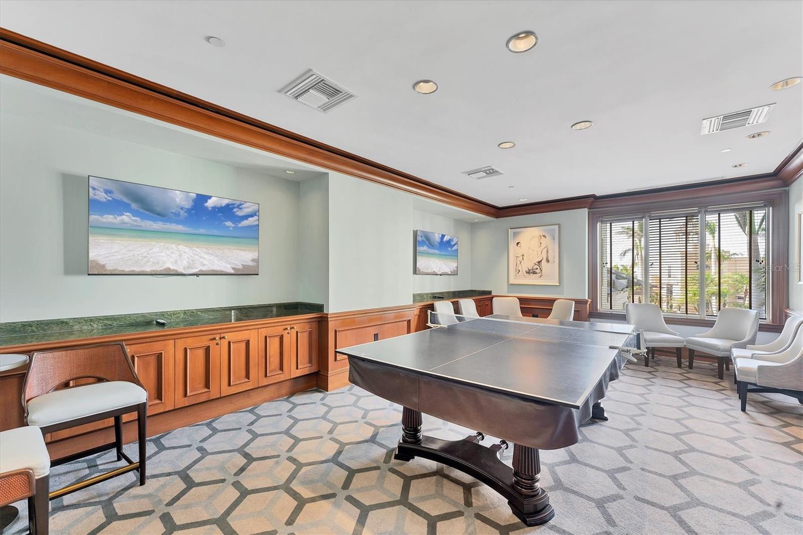 1300 BENJAMIN FRANKLIN DR #304, SARASOTA, FL, 34236
