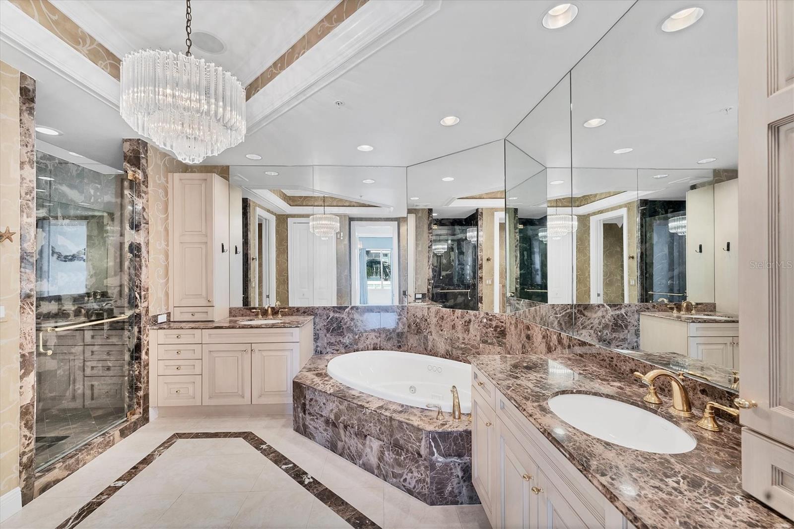 1300 BENJAMIN FRANKLIN DR #304, SARASOTA, FL, 34236