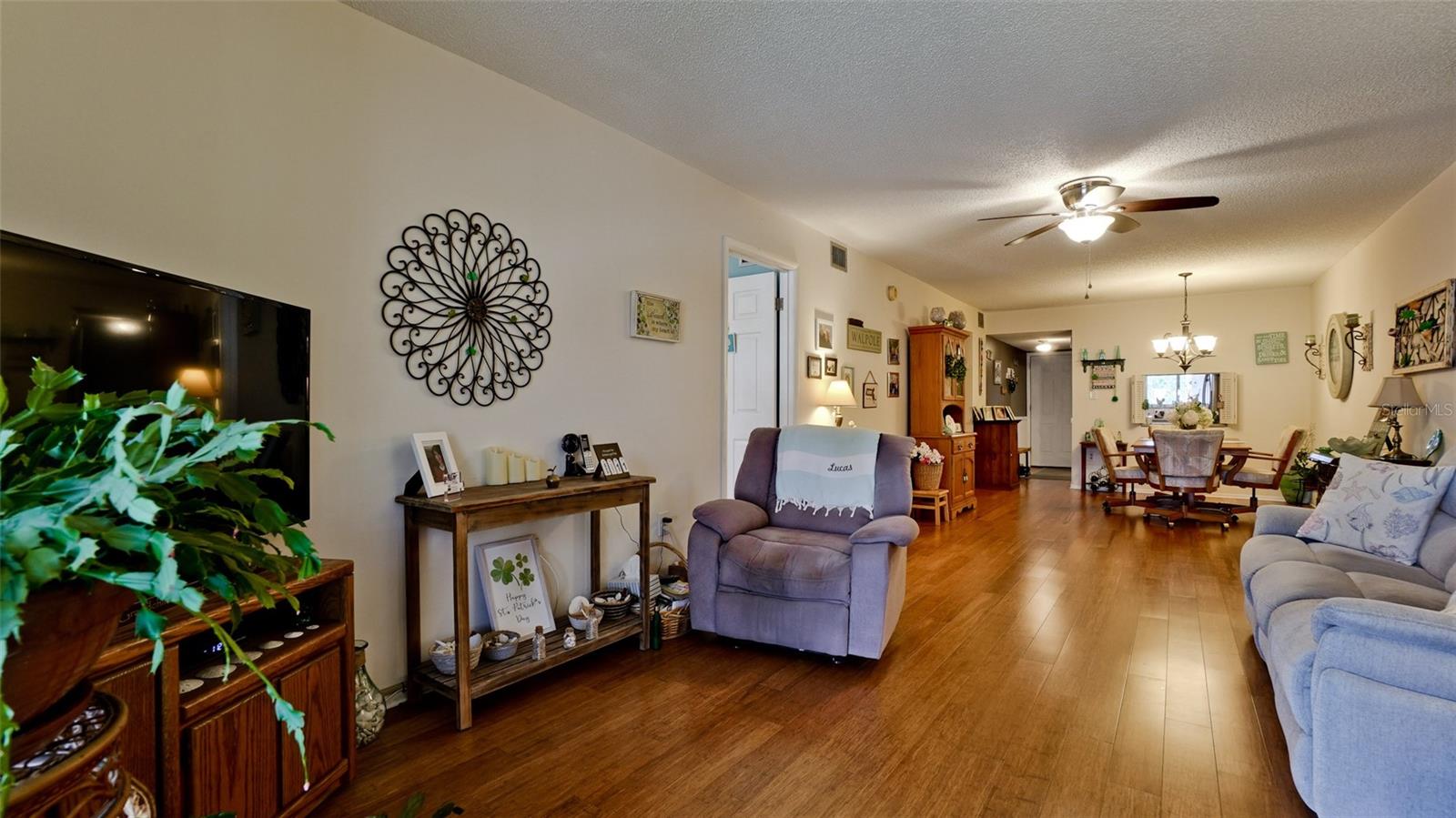 A4642377 Property Photo