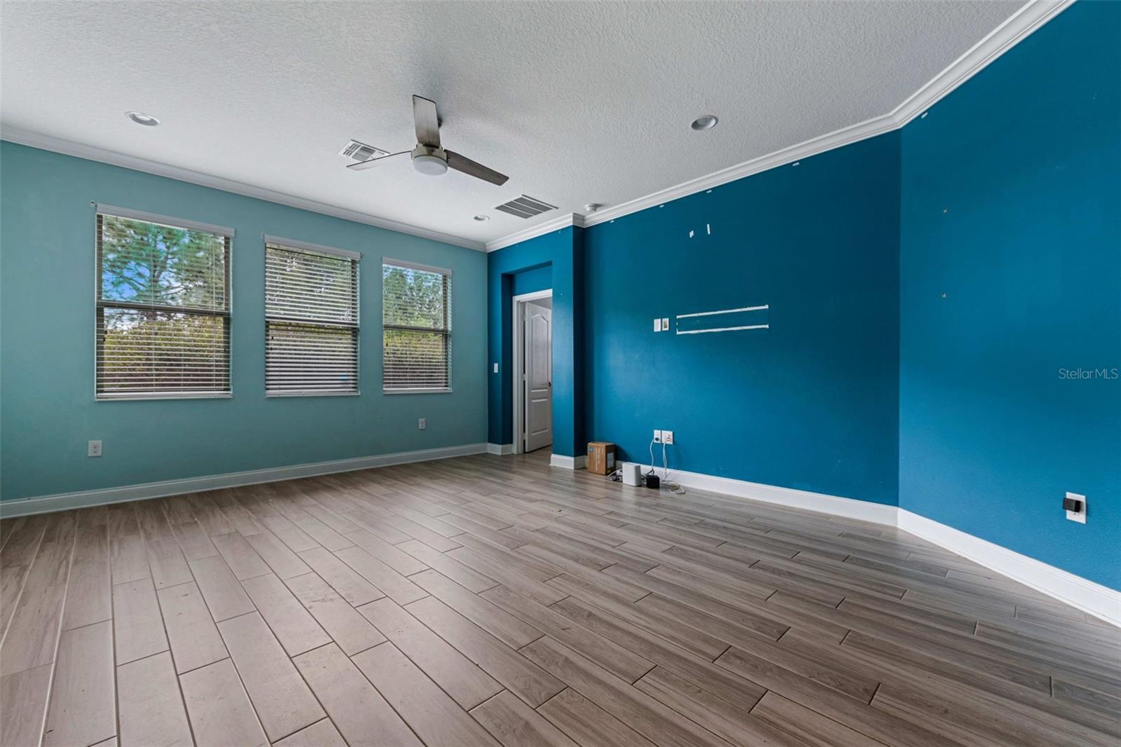 281 ANCONA AVE, DEBARY, FL, 32713