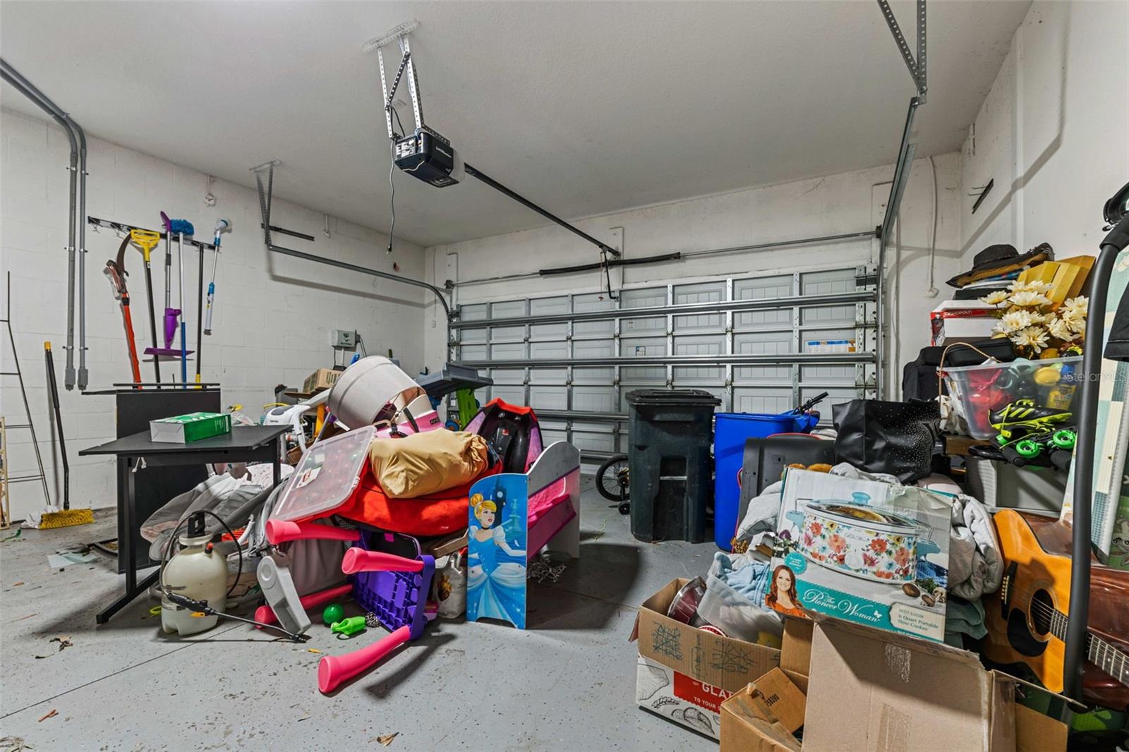 281 ANCONA AVE, DEBARY, FL, 32713