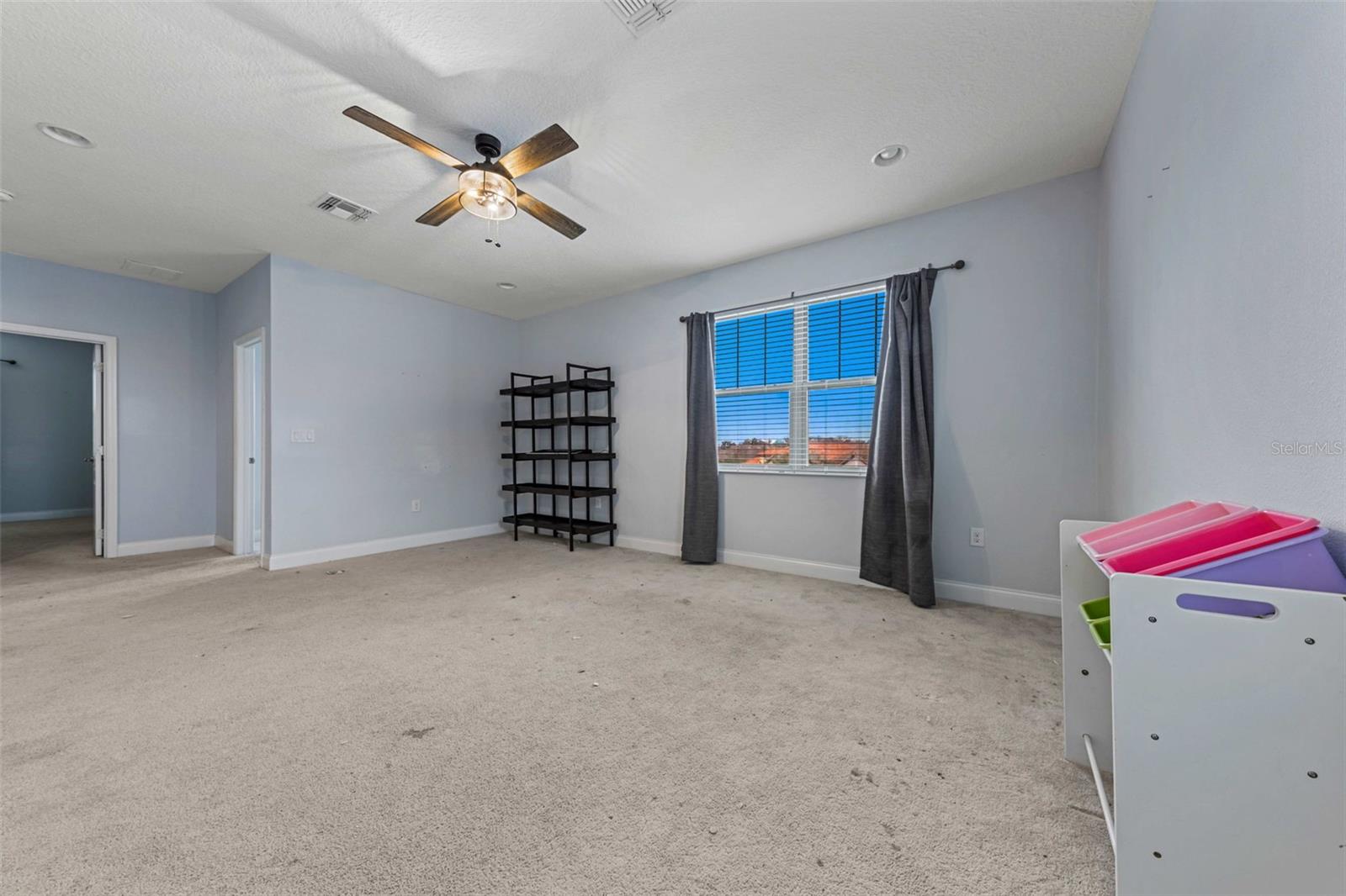 281 ANCONA AVE, DEBARY, FL, 32713