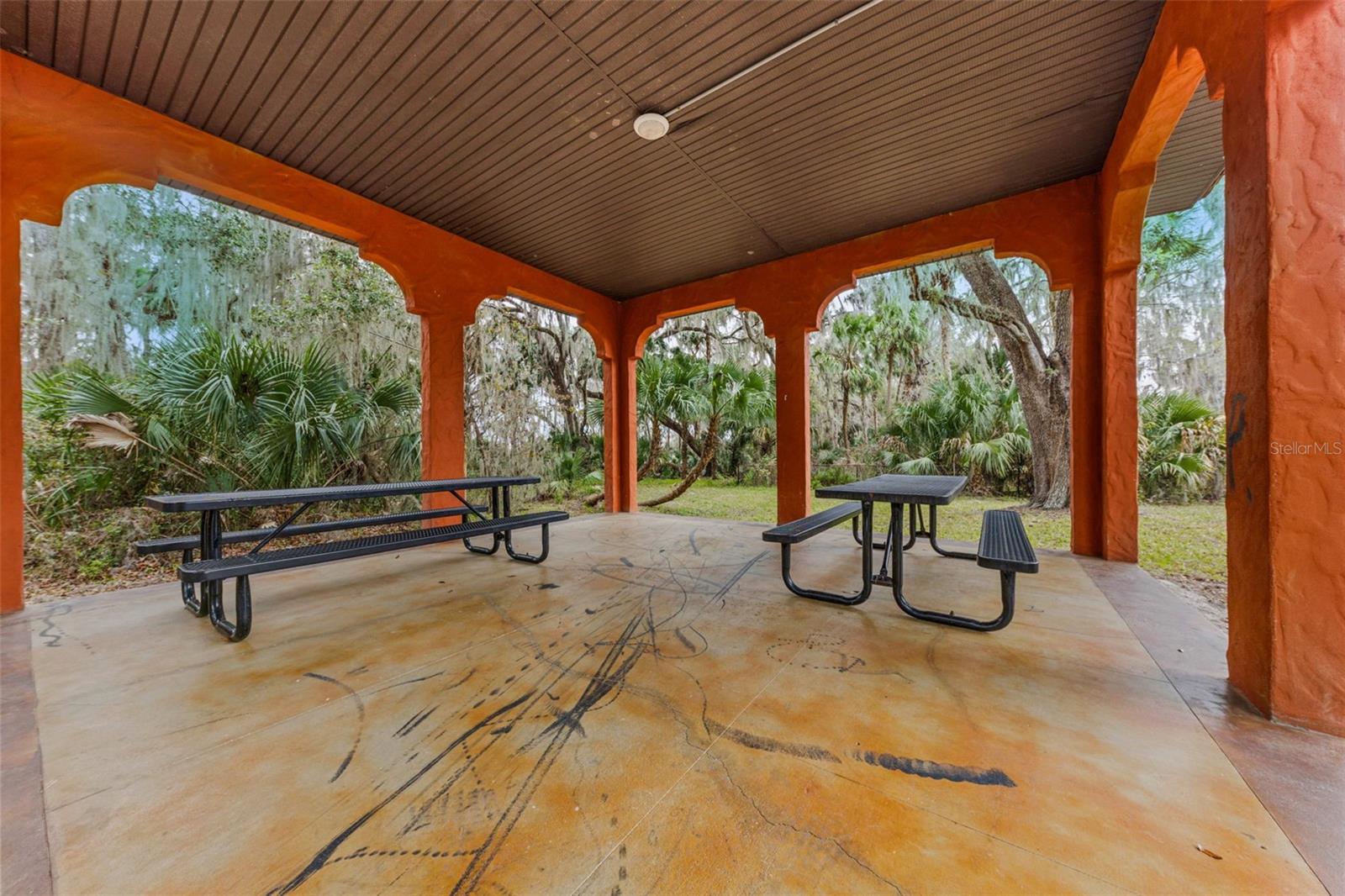 281 ANCONA AVE, DEBARY, FL, 32713