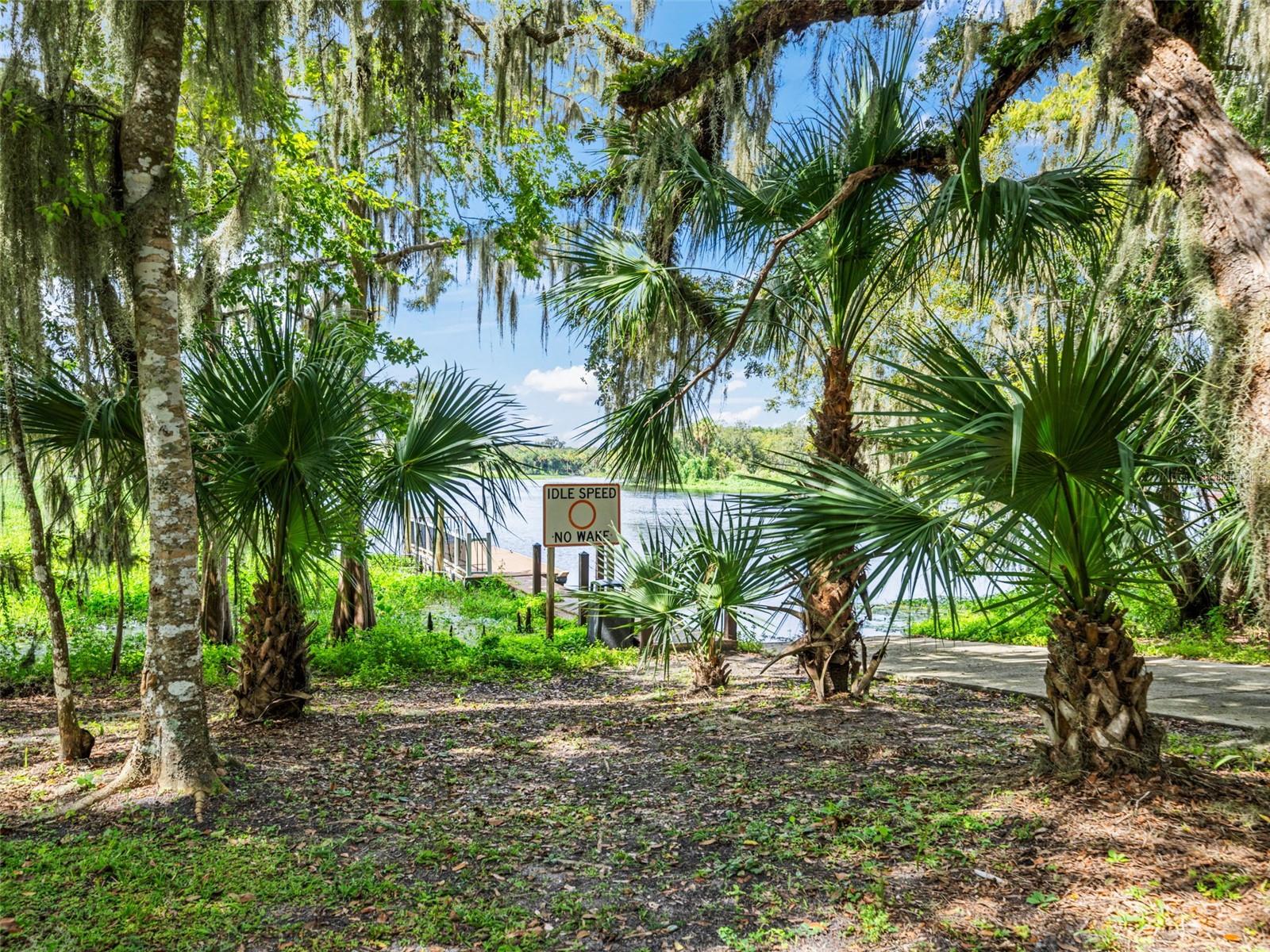 281 ANCONA AVE, DEBARY, FL, 32713