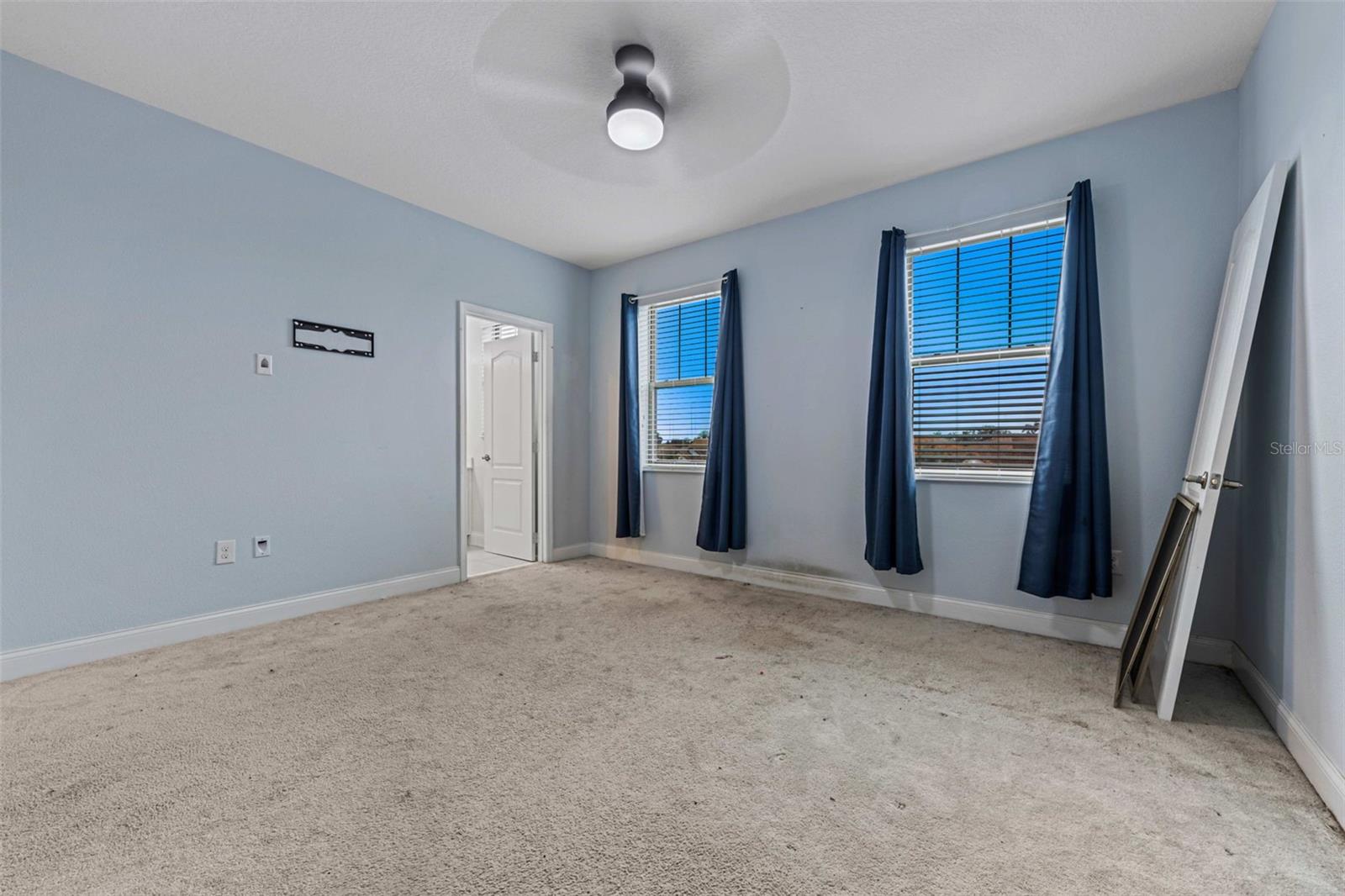 281 ANCONA AVE, DEBARY, FL, 32713