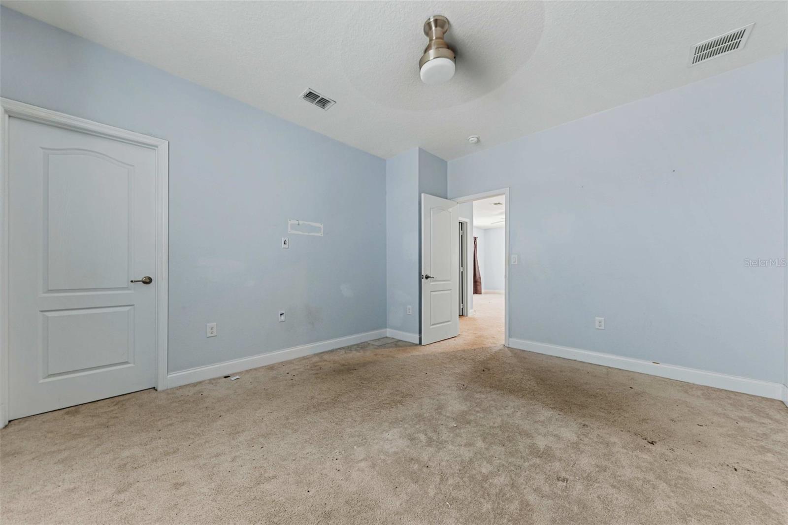 281 ANCONA AVE, DEBARY, FL, 32713