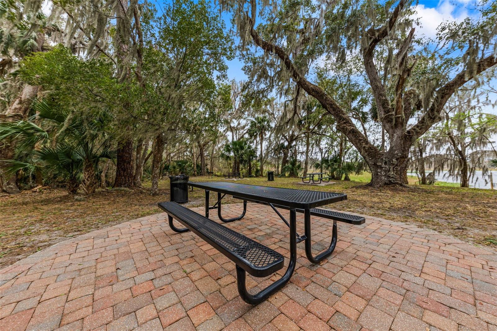 281 ANCONA AVE, DEBARY, FL, 32713