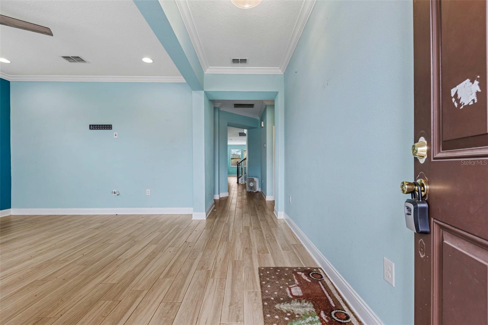 281 ANCONA AVE, DEBARY, FL, 32713