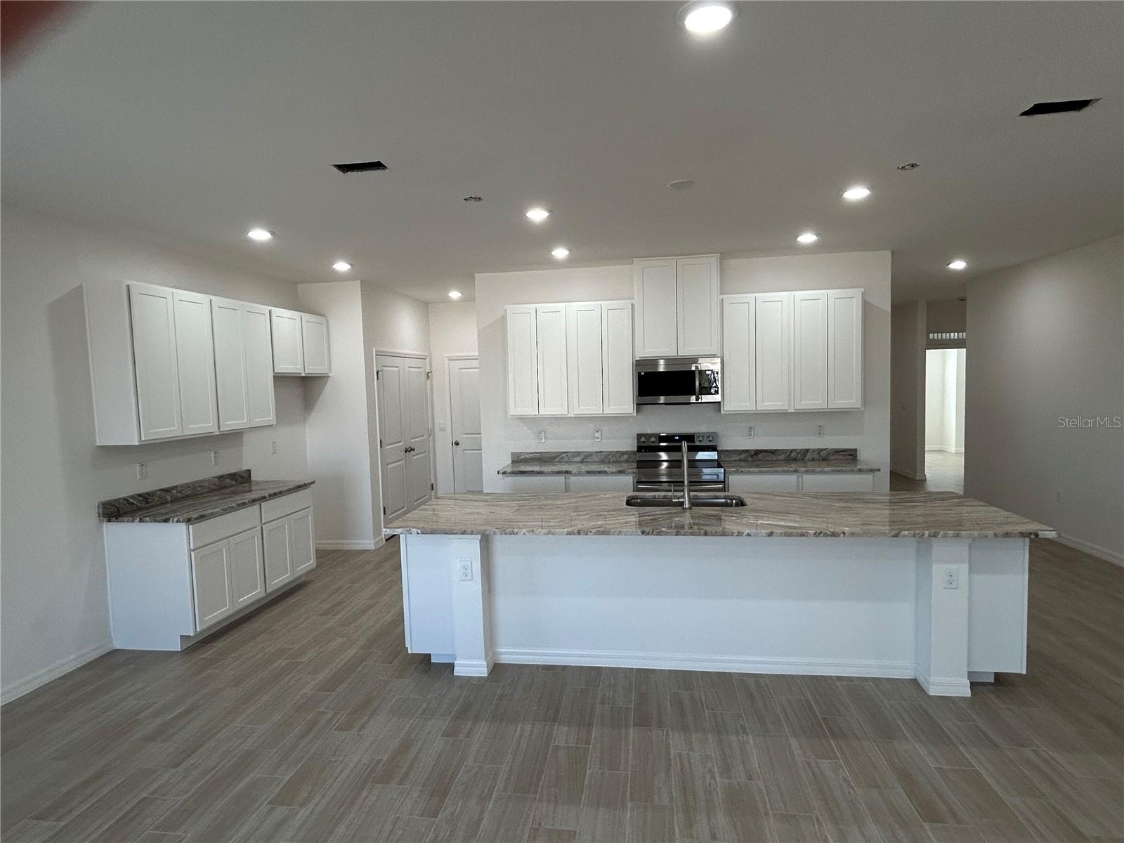22500 PROVANCE AVE, PORT CHARLOTTE, FL, 33954