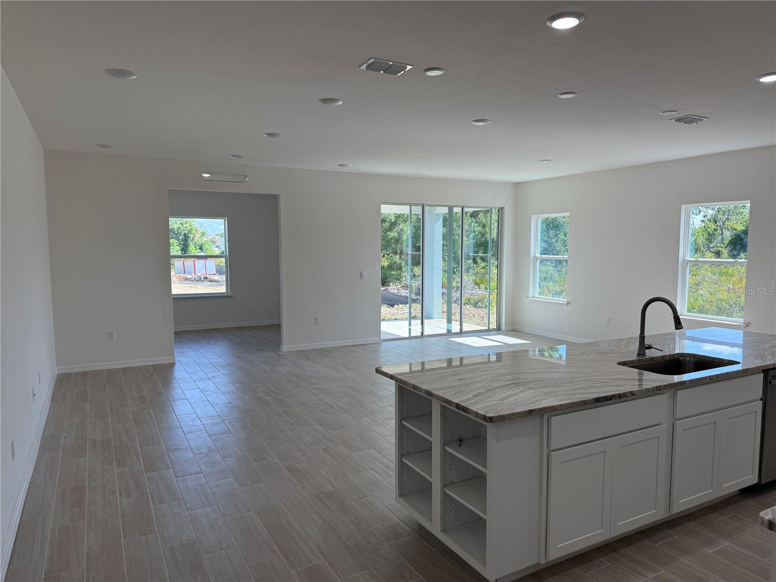 22500 PROVANCE AVE, PORT CHARLOTTE, FL, 33954