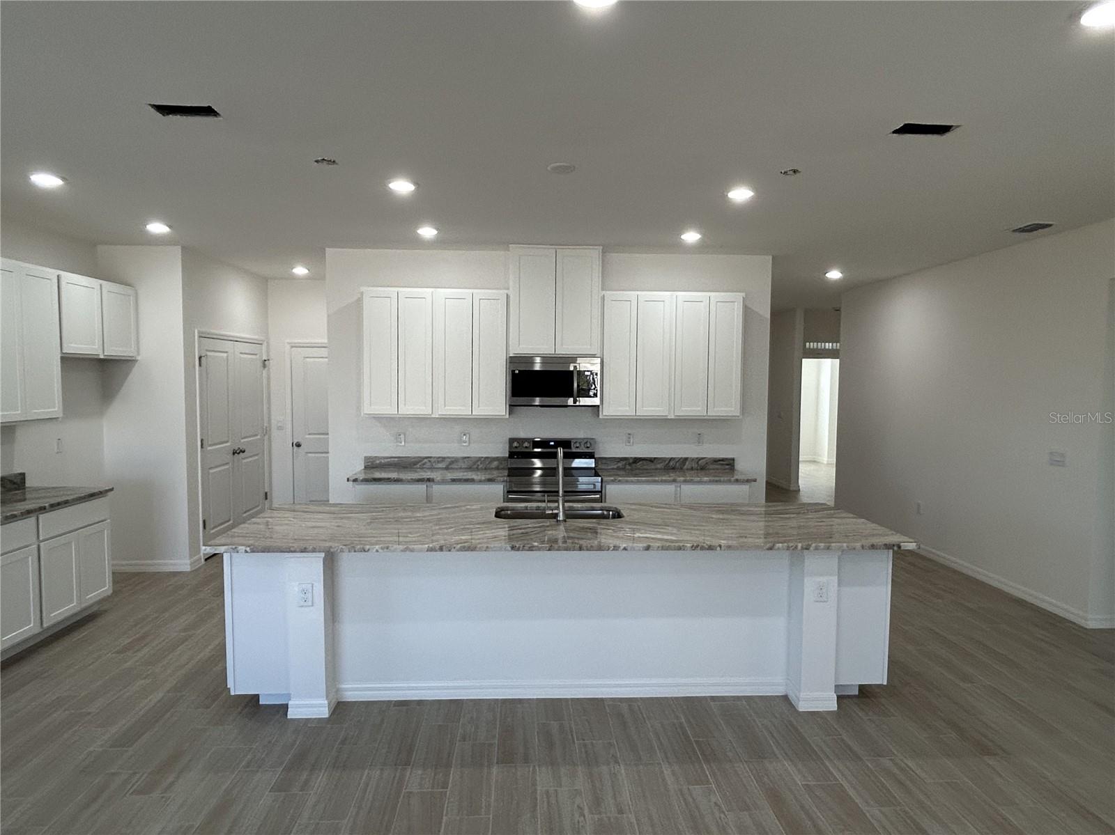 22500 PROVANCE AVE, PORT CHARLOTTE, FL, 33954