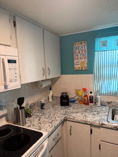 4746 AZALEA DR #103, NEW PORT RICHEY, FL, 34652
