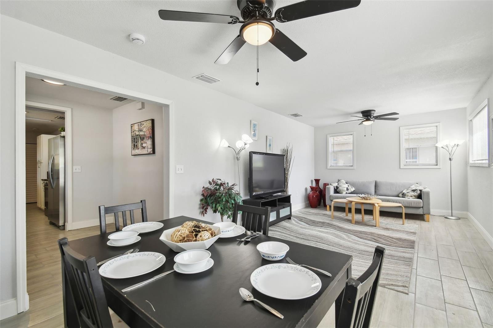 701 37TH AVENUE DR E, BRADENTON, FL, 34208