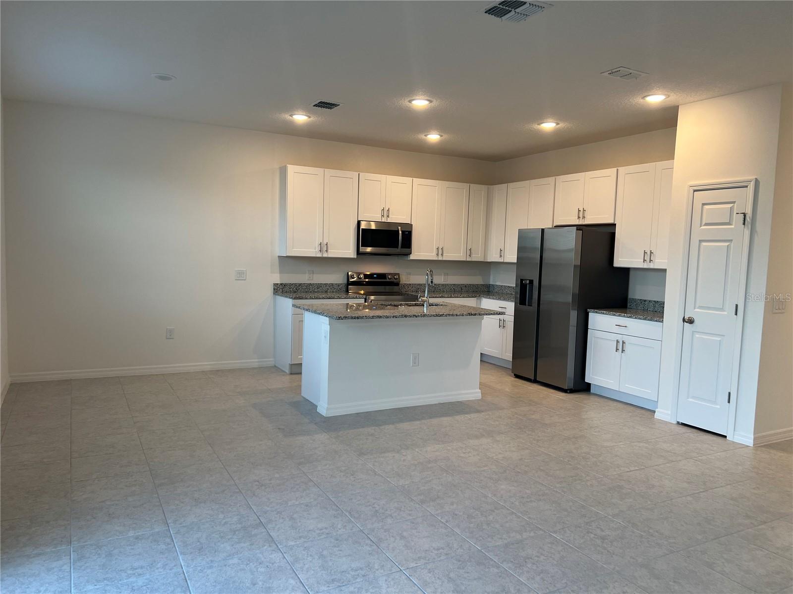 313 TARPON BAY BLVD, HAINES CITY, FL, 33844