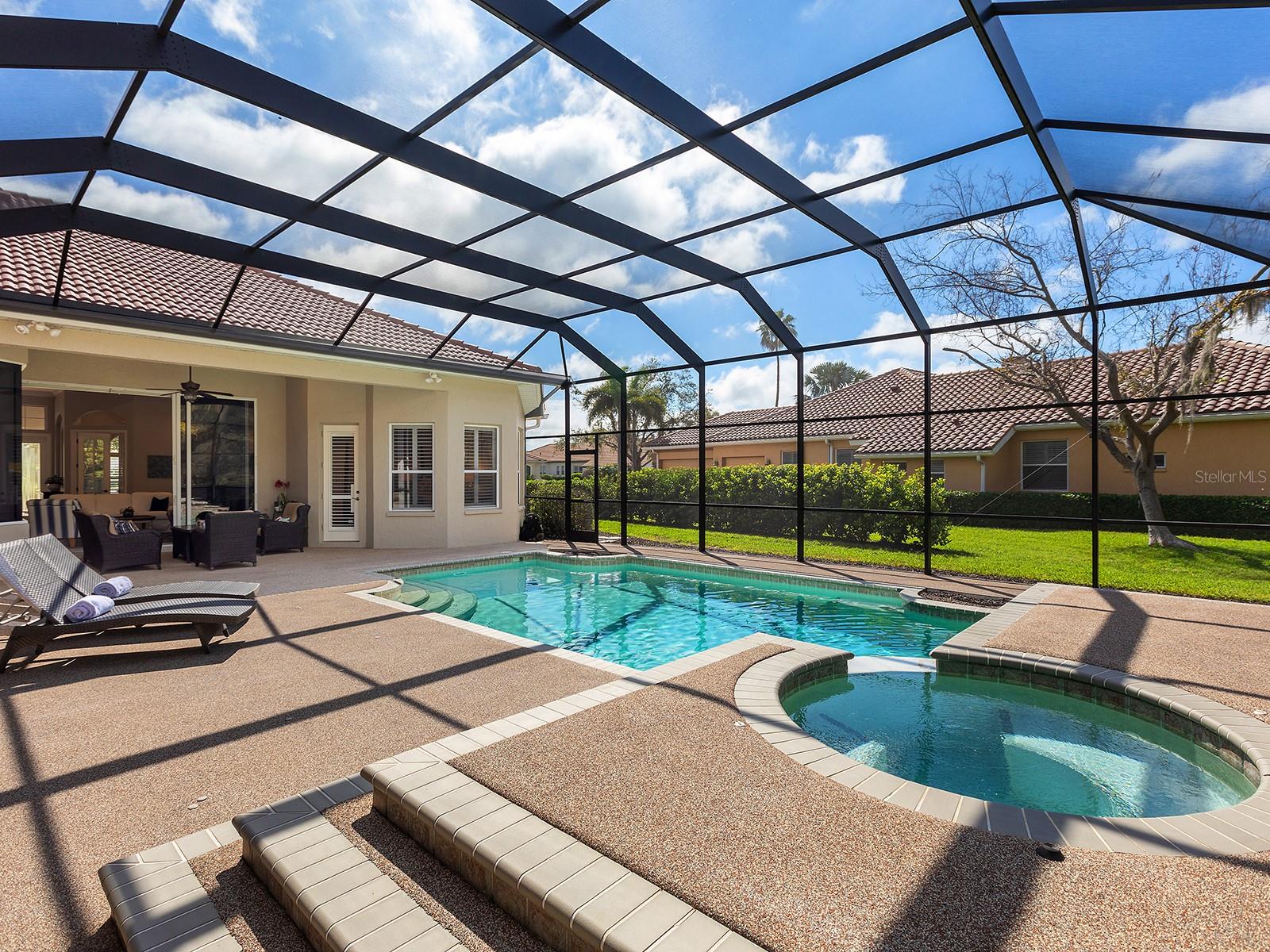 7934 ROYAL BIRKDALE CIR, LAKEWOOD RANCH, FL, 34202