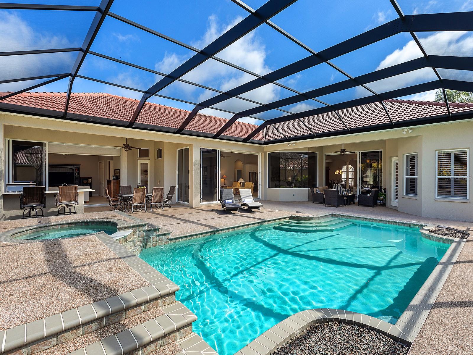 7934 ROYAL BIRKDALE CIR, LAKEWOOD RANCH, FL, 34202