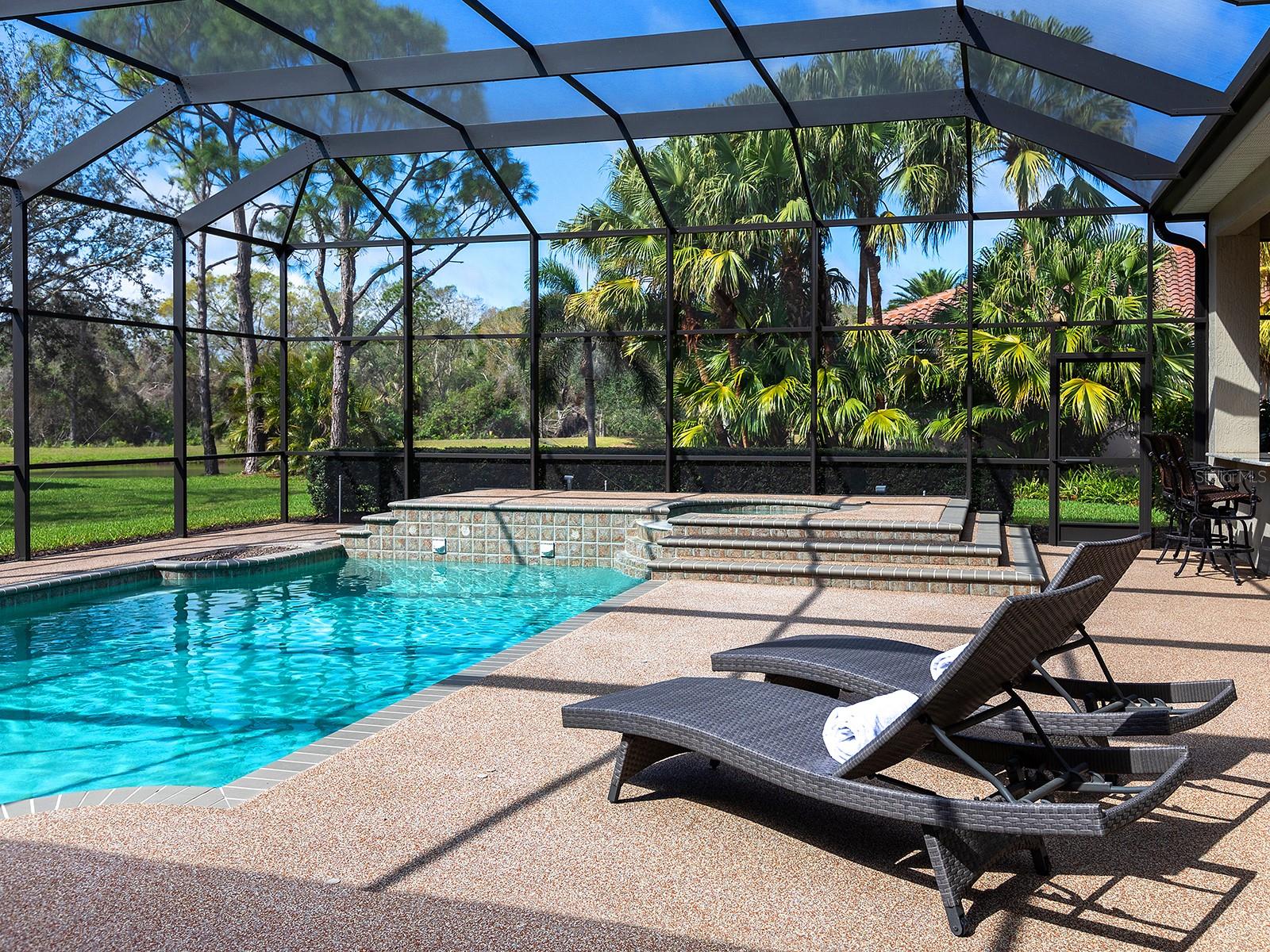 7934 ROYAL BIRKDALE CIR, LAKEWOOD RANCH, FL, 34202